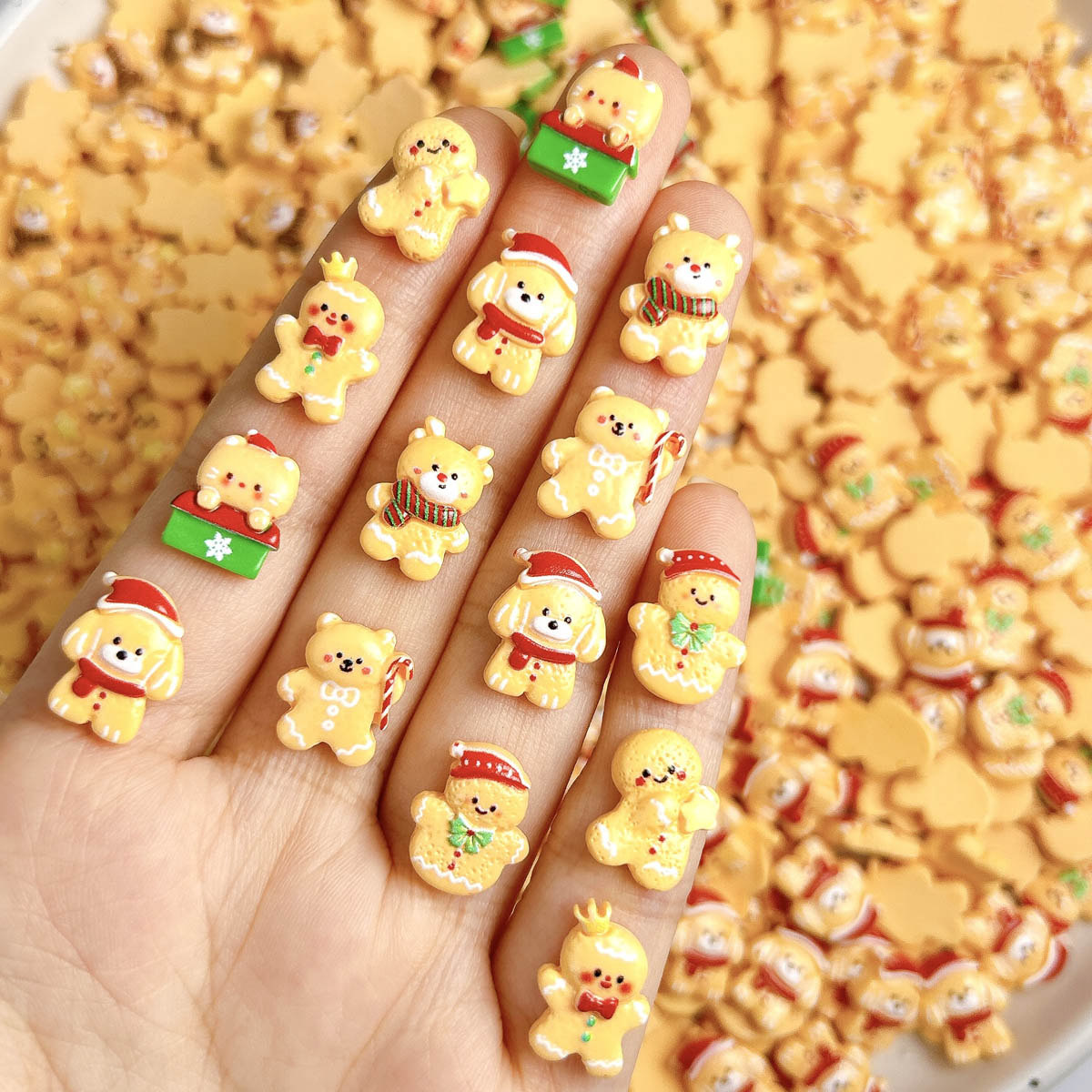 ชาร์มตกแต่งเล็บเรซิ่นรูปคนขนมป - Nail Art For Men บทวิจารณ์และราคา